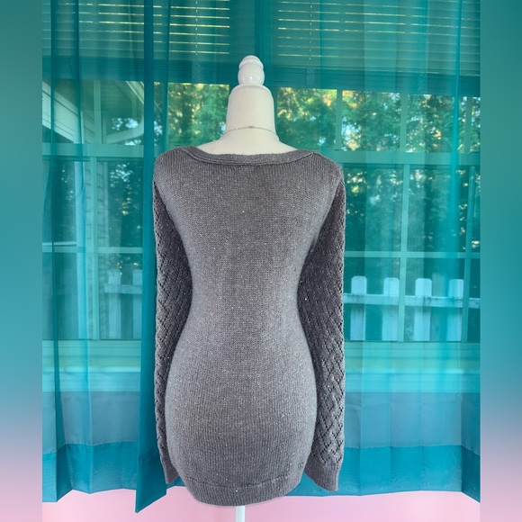 Maurices Gray Sparkle Silver Knit Sweater Diamond Pattern Sleeves Size 3X - Picture 3 of 4